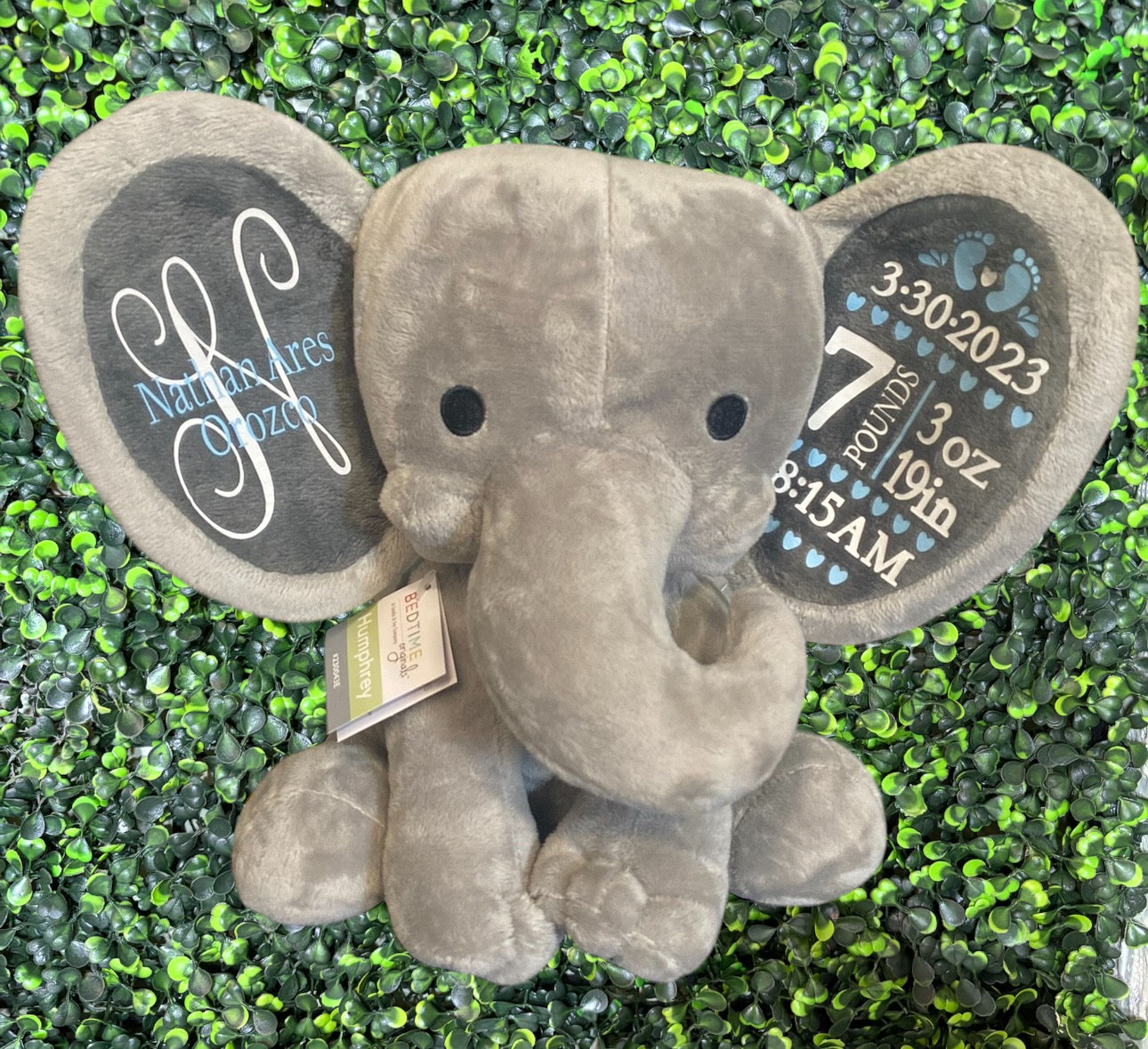 Personalized Stuffed Elephant – Cuddly and Customizable Companion